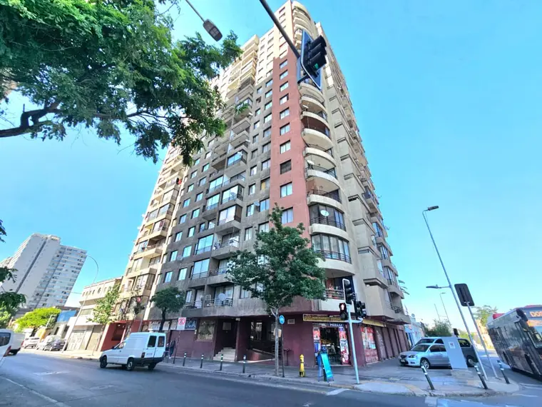 Departamento en arriendo en Santiago Centro — Portugal / Copiapó / Metro Irarrázaval