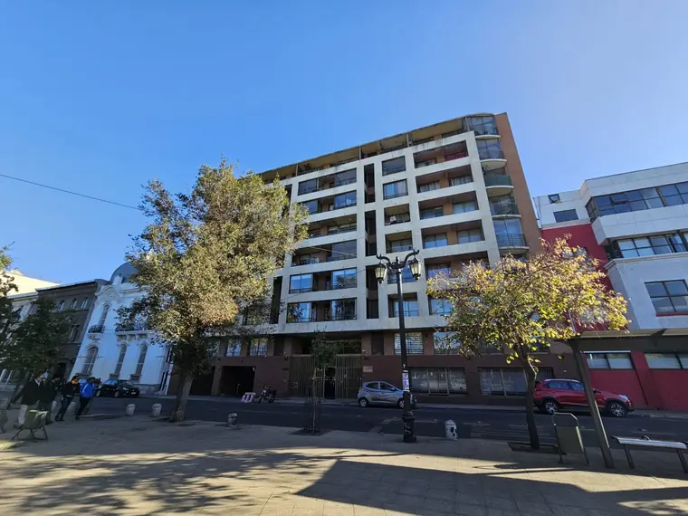 Departamento en arriendo en Santiago Centro — Compañia De Jesus / Plaza Brasil