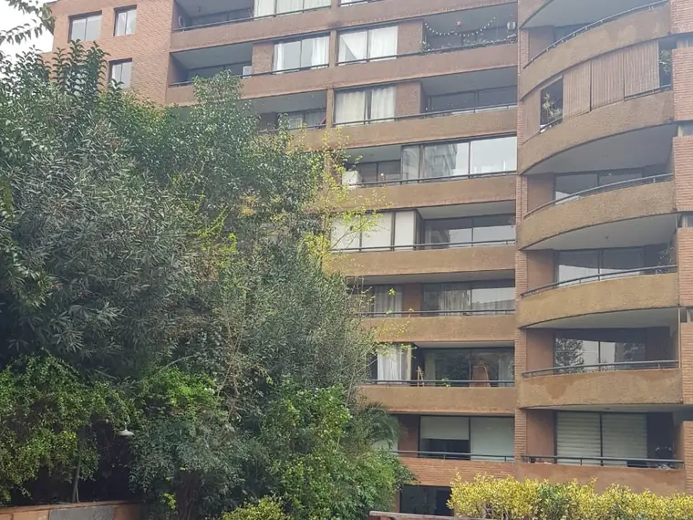 Departamento en venta en Las Condes — Departamento En Venta En Los Militares