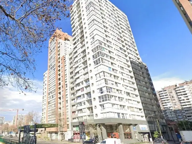 Departamento en arriendo en Santiago Centro — Vicuña Mackenna / Argomedo / Metro Santa Isabel
