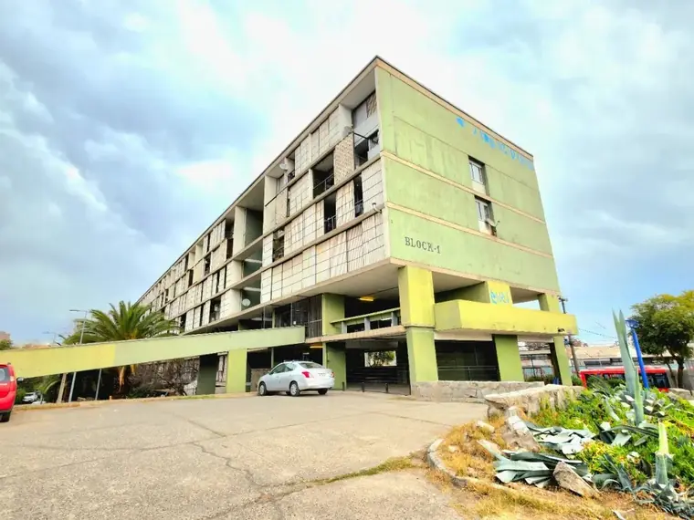 Departamento en venta en Estación Central — Villa Portales / General Velazquez / Quinta Normal