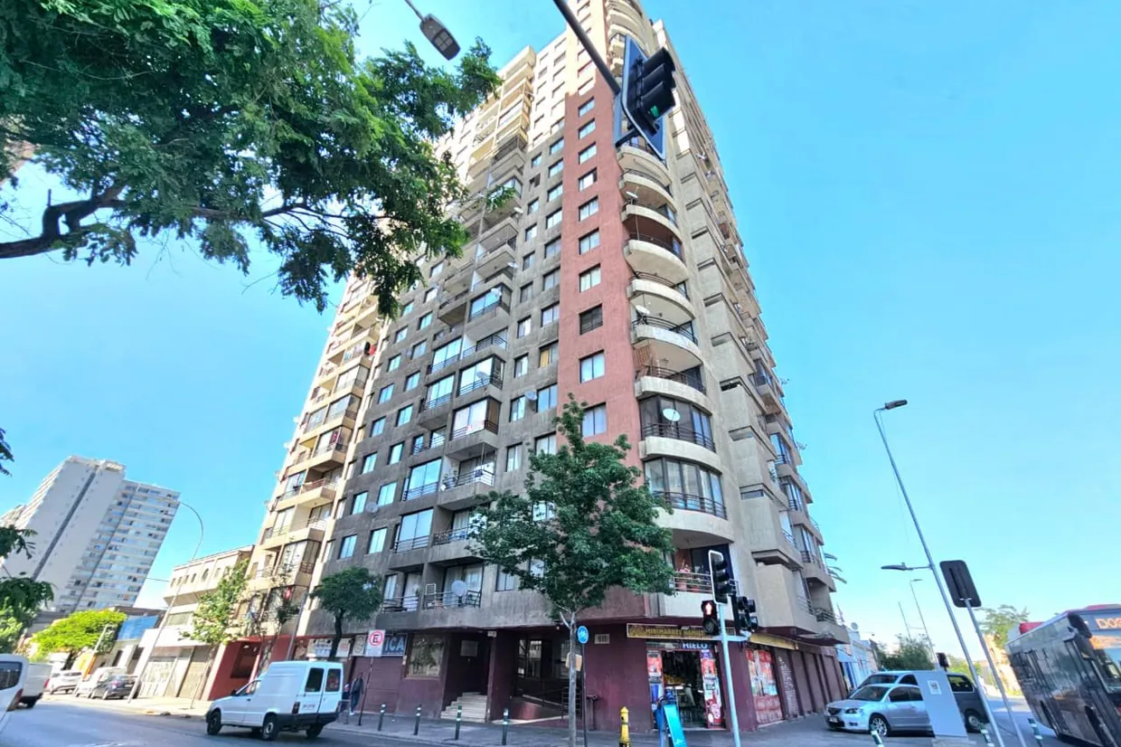Departamento en arriendo en Santiago Centro — Portugal / Copiapó / Metro Irarrázaval